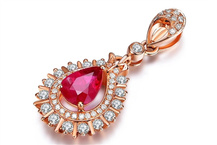 佐卡伊珠寶 白18K金天然紅寶石鉆石項鏈的璀璨魅力