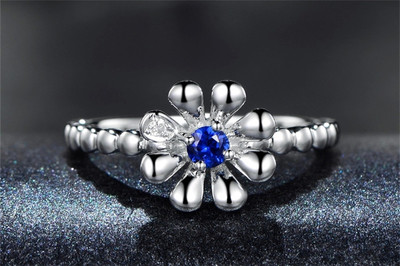 星光之海 米萊珠寶白18K金藍寶石鉆石戒指的優雅詮釋